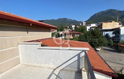 Zümrüt Mahallesi'nde 175 M2 Dubleks 4+1 Kiralık Daire