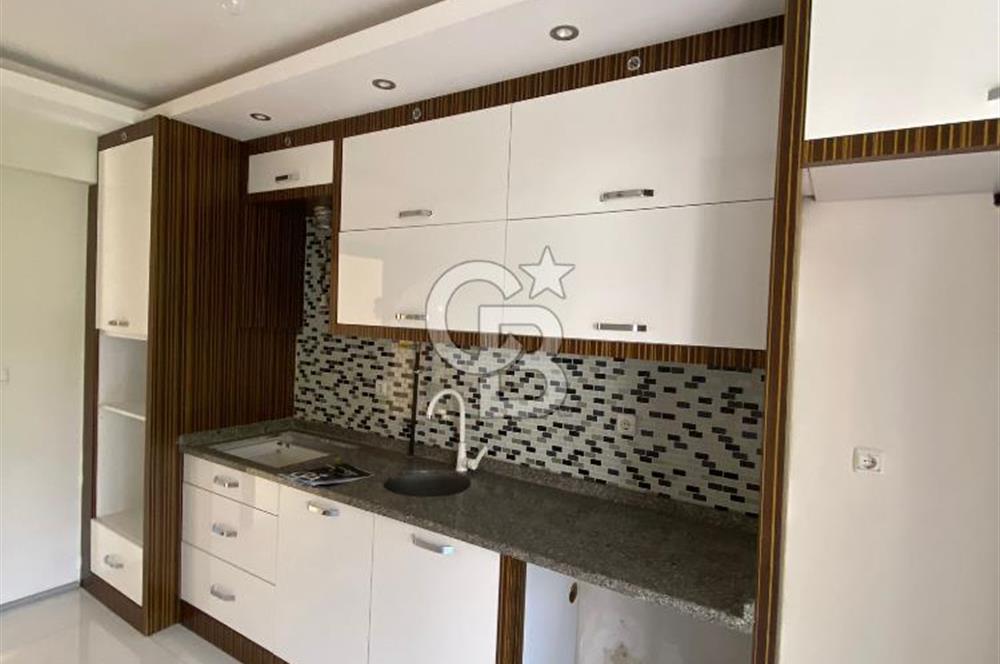 Zümrüt Mahallesi'nde 175 M2 Dubleks 4+1 Kiralık Daire
