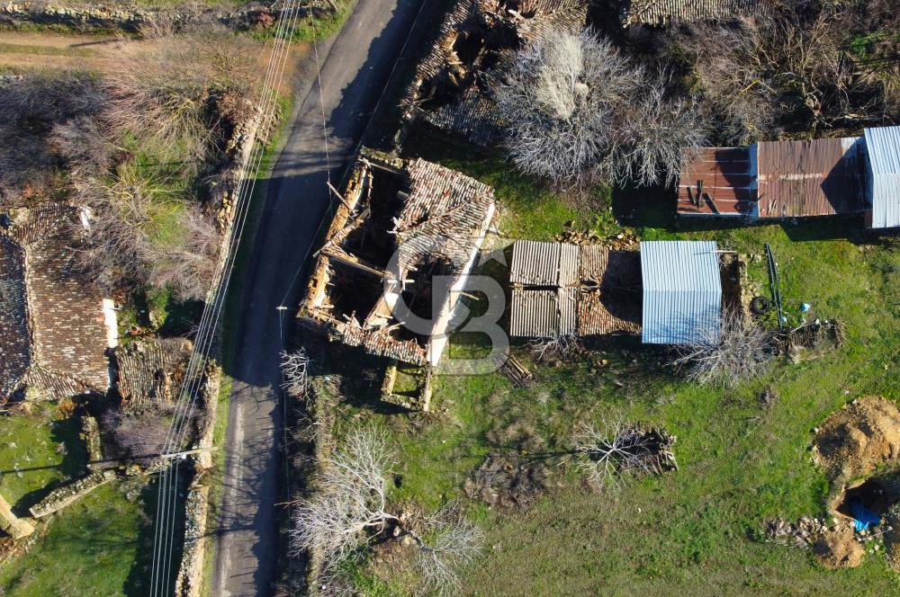 Çanakkale Lapseki Beybaş Doğa Manzaralı Taş Ev Dam ve 372m²Arsa