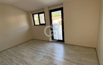 Zümrüt Mahallesi'nde 175 M2 Dubleks 4+1 Kiralık Daire