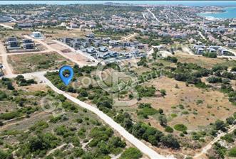 Çeşme Dalyan'da Satılık Villa İmarlı Arsa