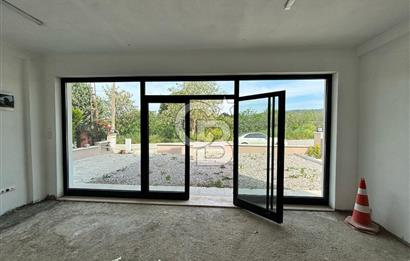 URLA BİN KONUTLAR GİRİŞİNDE CADDE ÜSTÜNDE KİRALIK DÜKKAN