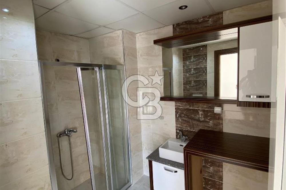 Zümrüt Mahallesi'nde 175 M2 Dubleks 4+1 Kiralık Daire