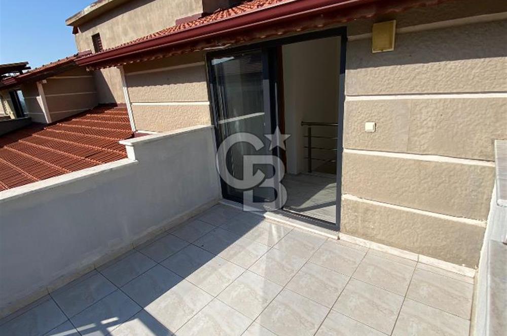 Zümrüt Mahallesi'nde 175 M2 Dubleks 4+1 Kiralık Daire