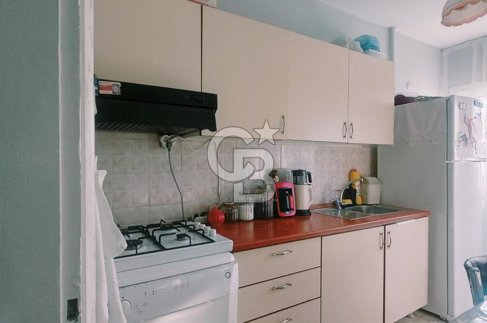 Bahçelievler İzmir Cadde Üzeri Merkezi Konumda 2+1 Daire