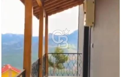 Pozantı İlçesi Yenikonacık'da 2 katlı betonarme ve arsası