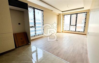 YAKACIK SWİFT165 PROJESİNDE 1+1 KİRALIK KÖŞE DAİRE