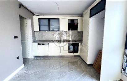 YAKACIK SWİFT165 PROJESİNDE 1+1 KİRALIK KÖŞE DAİRE