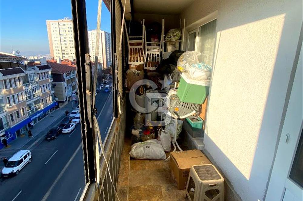 DİKMEN CADDESİ ÜZERİ LÜKS YAPILI KİRALIK 3+1 DAİRE