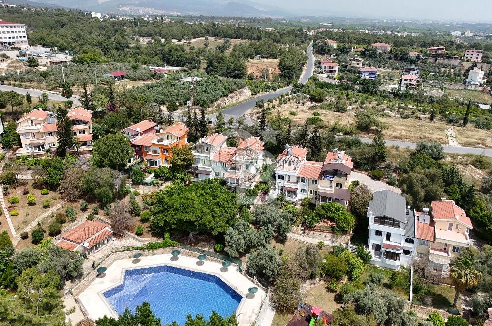 Mersin Mezitli Kuyuluk Çamlıca Mah.de Site İçi Kiralık Villa