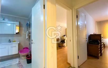 Maltepe Küçükyalı Mektep Caddesinde Satılık 3+1 Daire
