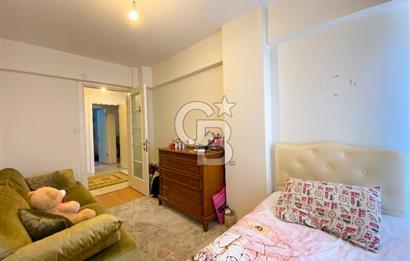 Maltepe Küçükyalı Mektep Caddesinde Satılık 3+1 Daire