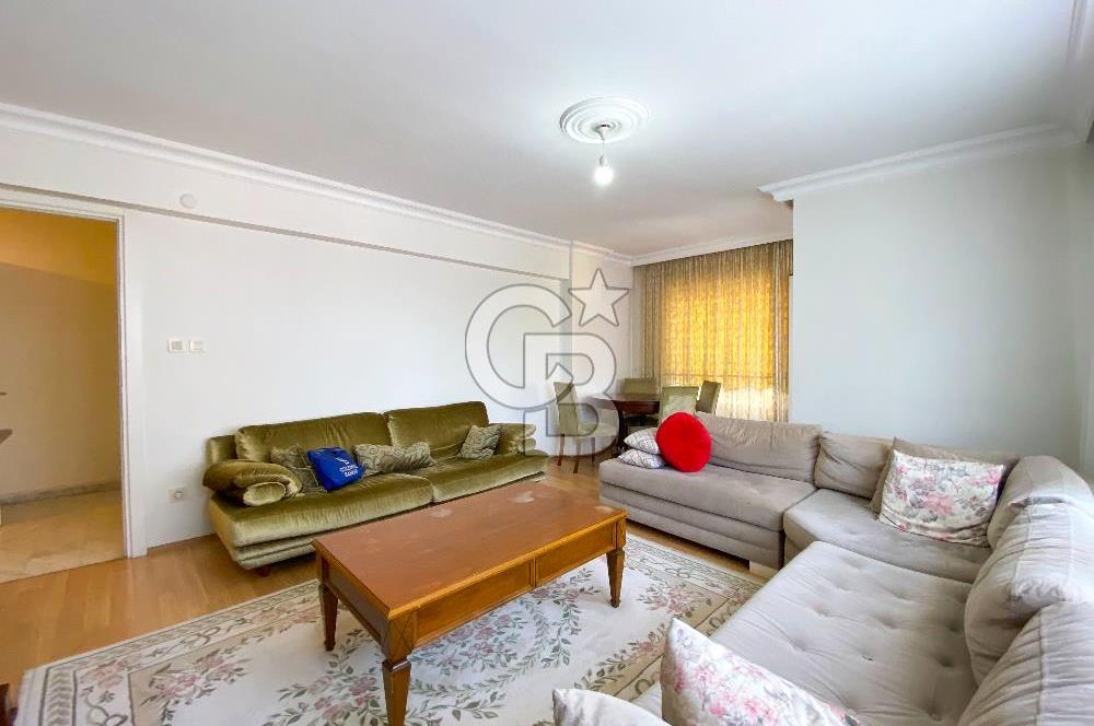 Maltepe Küçükyalı Mektep Caddesinde Satılık 3+1 Daire