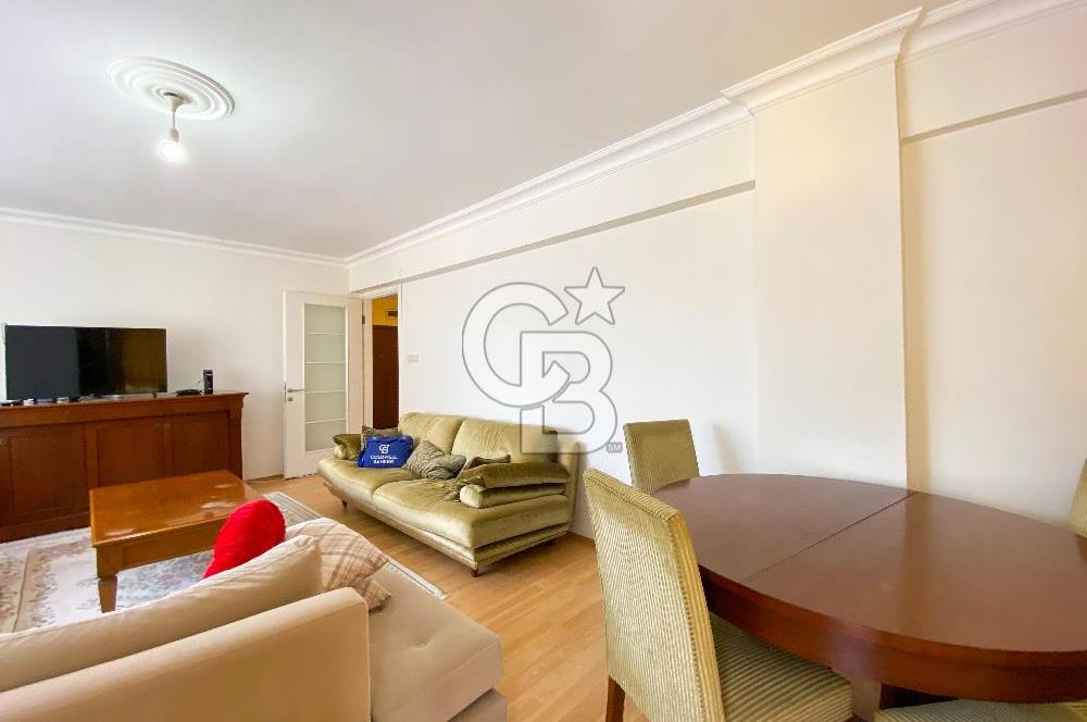 Maltepe Küçükyalı Mektep Caddesinde Satılık 3+1 Daire
