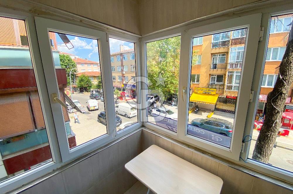 Maltepe Küçükyalı Mektep Caddesinde Satılık 3+1 Daire