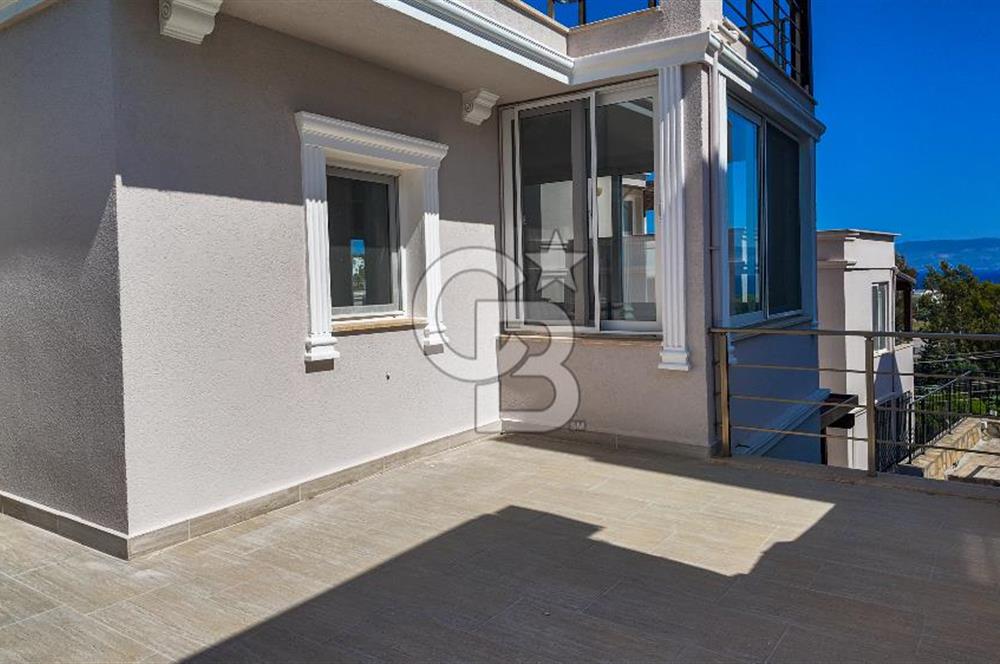 Bodrum Akyarlarda Denize Yakın 3 Katlı Müstakil Villa