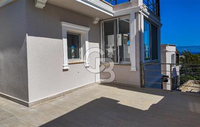 Bodrum Akyarlarda Denize Yakın 3 Katlı Müstakil Villa