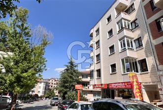 ESAT CAD PARALELİNDE BAKIMLI KAPALI GARAJLI 3+1 KİRALIK DAİRE