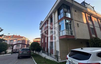 BÜYÜKÇEKMECE MANOLYA EVLERİ1 SATILIK 3+1 150M2 EBVYN+HAVUZ+GARAJ