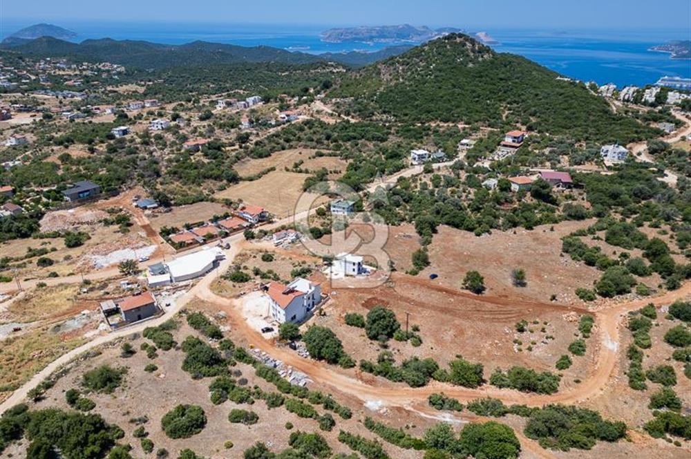 CB ARDENDEN ANTALYA KAŞ BAYINDIRDA SATILIK TARLA