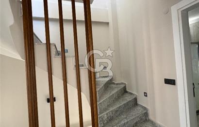 Ürkmez Payamlı' da Satılık Müstakil Bahçeli Villa