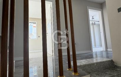 Ürkmez Payamlı' da Satılık Müstakil Bahçeli Villa