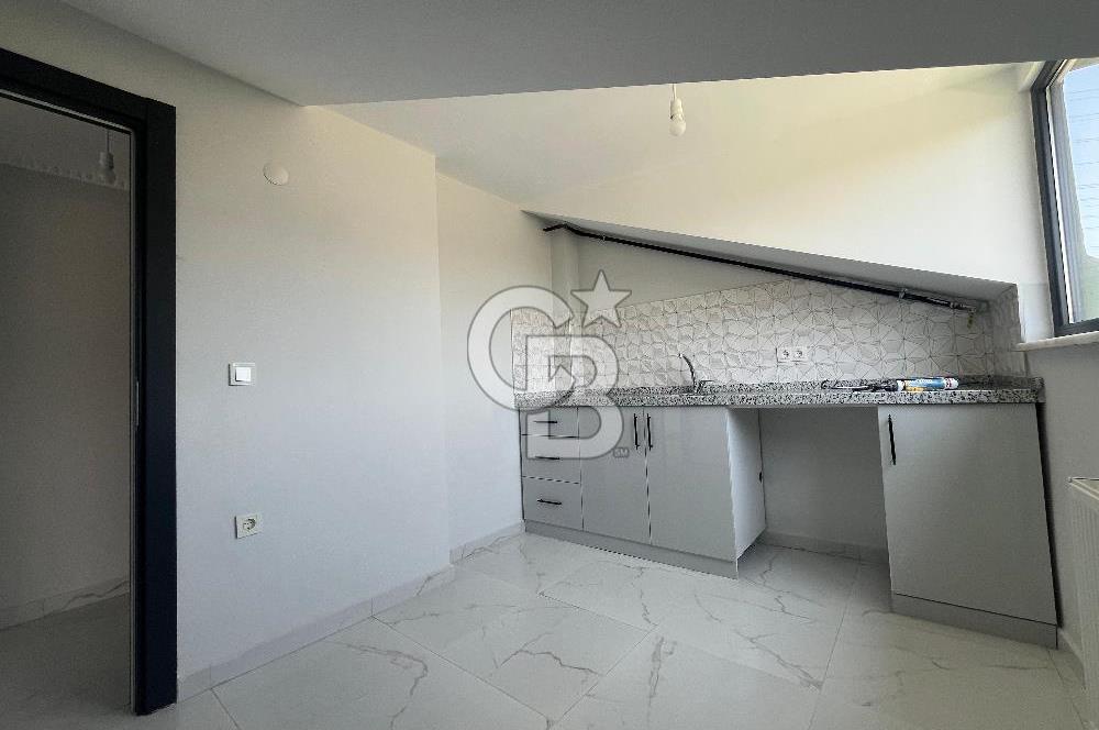 Hadımköyde Merkezi Konumda Komple Satılık 10 Daireli Yeni Bina