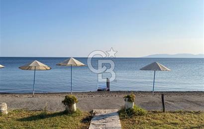 SALİHLERALTINDA DENİZE 45 METRE NEZİH SİTE İÇERİSİNDE 3+1 VİLLA