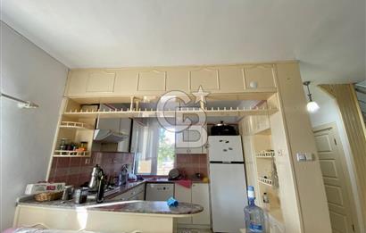 SALİHLERALTINDA DENİZE 45 METRE NEZİH SİTE İÇERİSİNDE 3+1 VİLLA