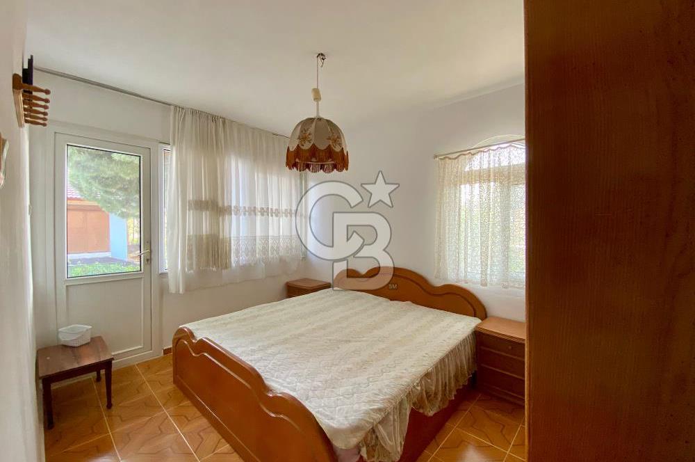SALİHLERALTINDA DENİZE 45 METRE NEZİH SİTE İÇERİSİNDE 3+1 VİLLA