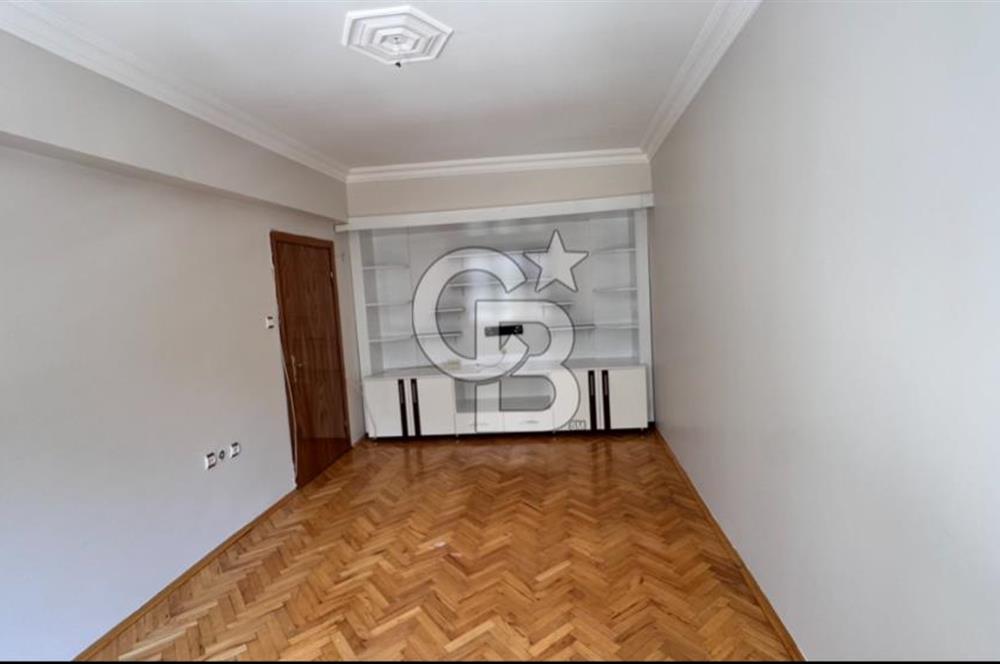 ESAT CAD PARALELİNDE BAKIMLI KAPALI GARAJLI 3+1 KİRALIK DAİRE