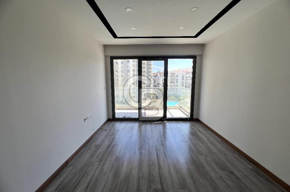 ÇİĞLİ KİRALIK 1+1 DAİRE MARKA 333 SİTESİNDE
