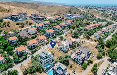 Akarca'Da Full Deniz Manzaralı 300m'2 Villa Arsası
