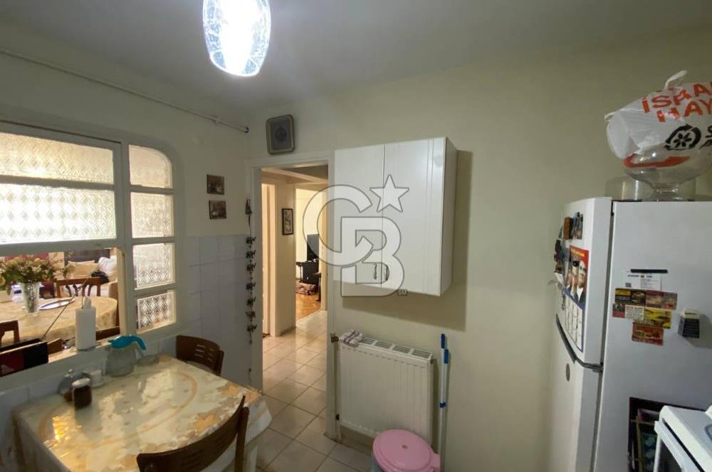 ALAYBEY'DE DENİZE YÜRÜME MESAFESİNDE 3+1 SATILIK DAİRE
