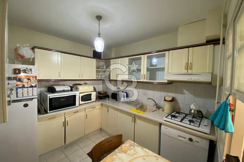 ALAYBEY'DE DENİZE YÜRÜME MESAFESİNDE 3+1 SATILIK DAİRE
