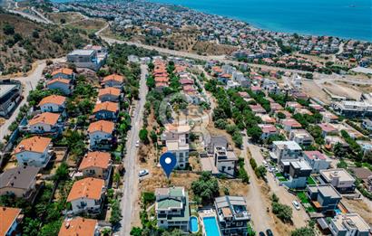 Akarca'Da Full Deniz Manzaralı 300m'2 Villa Arsası