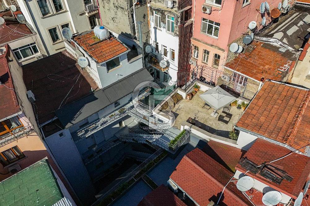 Tomtom Mahallesinde, İşlek Otel İçerisinde Kiralık Spa Sauna