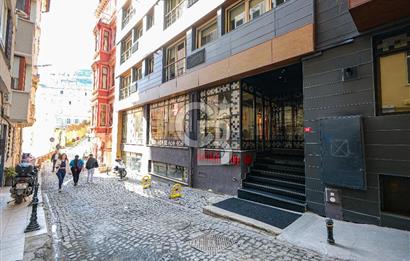 Tomtom Mahallesinde, İşlek Otel İçerisinde Kiralık Spa Sauna