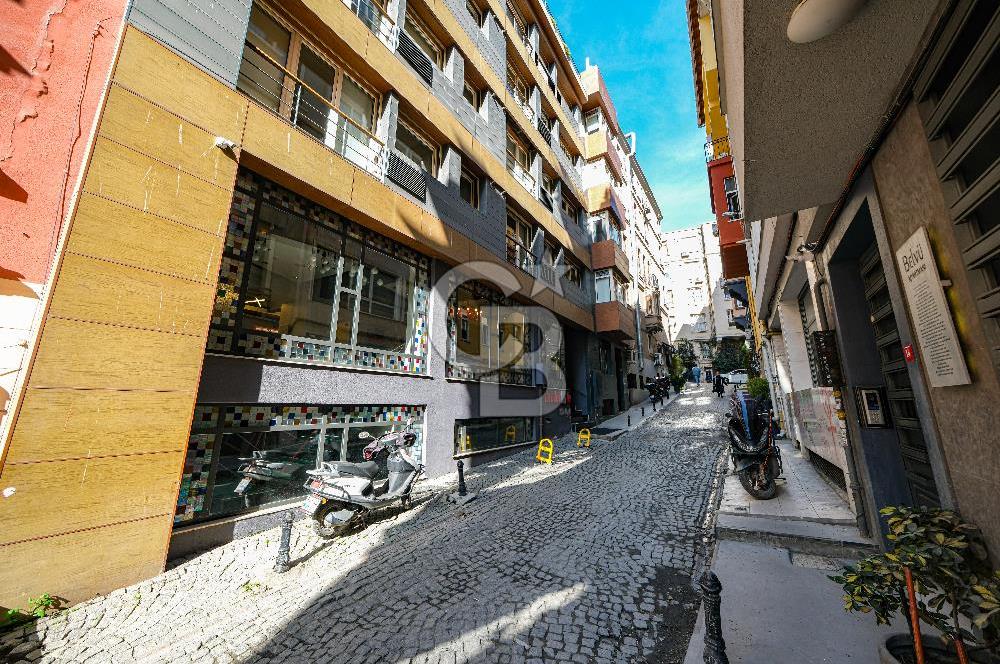 Tomtom Mahallesinde, İşlek Otel İçerisinde Kiralık Spa Sauna