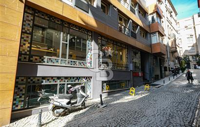 Tomtom Mahallesinde, İşlek Otel İçerisinde Kiralık Spa Sauna