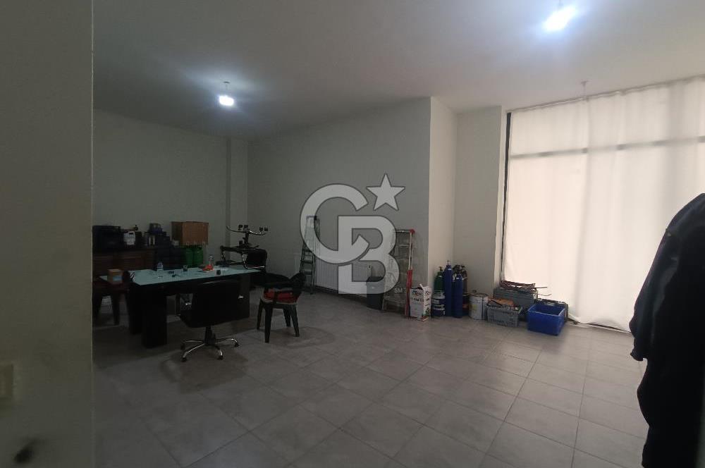 Sultanbeyli merkezde kiralık dukkan