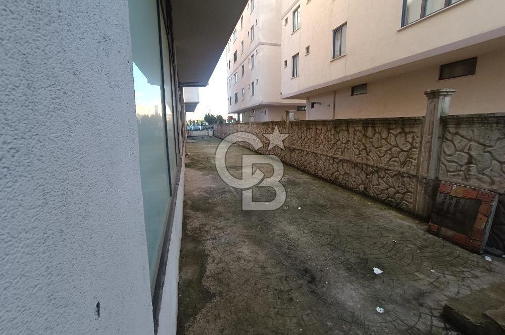 Sultanbeyli merkezde kiralık dukkan