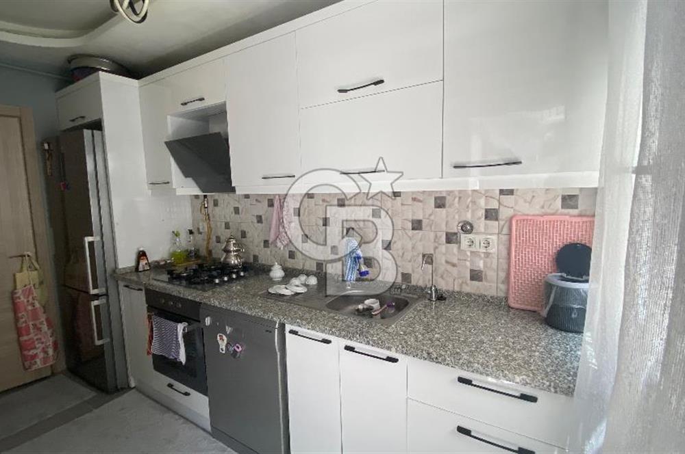Karşıyaka Cumhuriyet’te Satılık 2+1 Kapalı Mutfak Daire