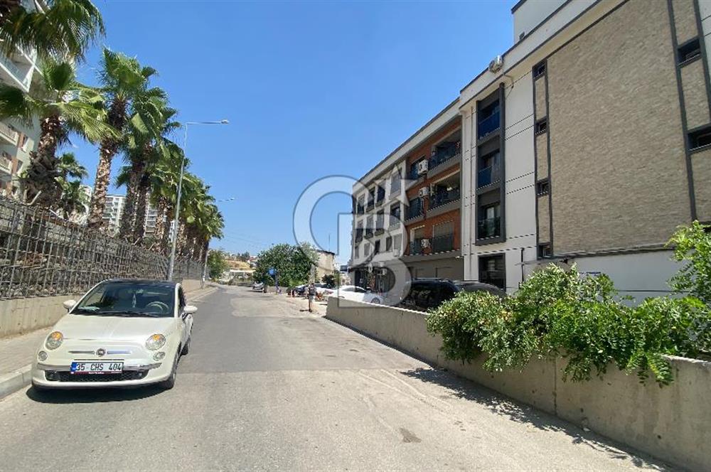 Karşıyaka Cumhuriyet’te Satılık 2+1 Kapalı Mutfak Daire