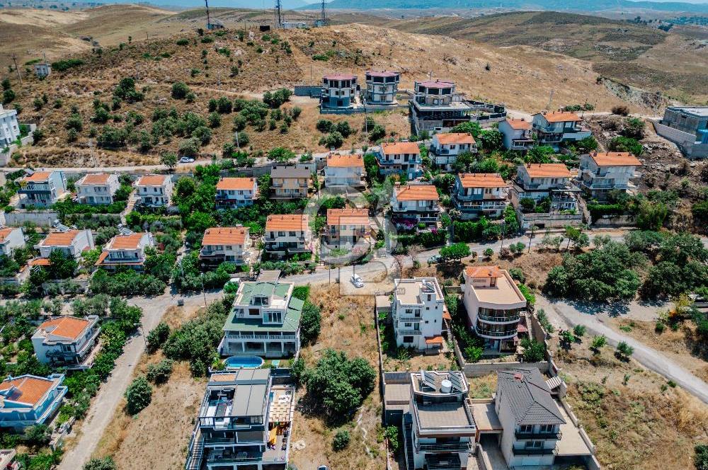 Akarca'Da Full Deniz Manzaralı 300m'2 Villa Arsası