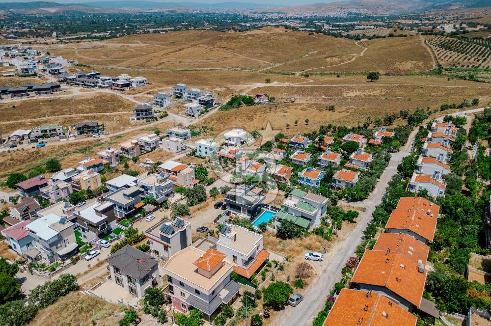 Akarca'Da Full Deniz Manzaralı 300m'2 Villa Arsası