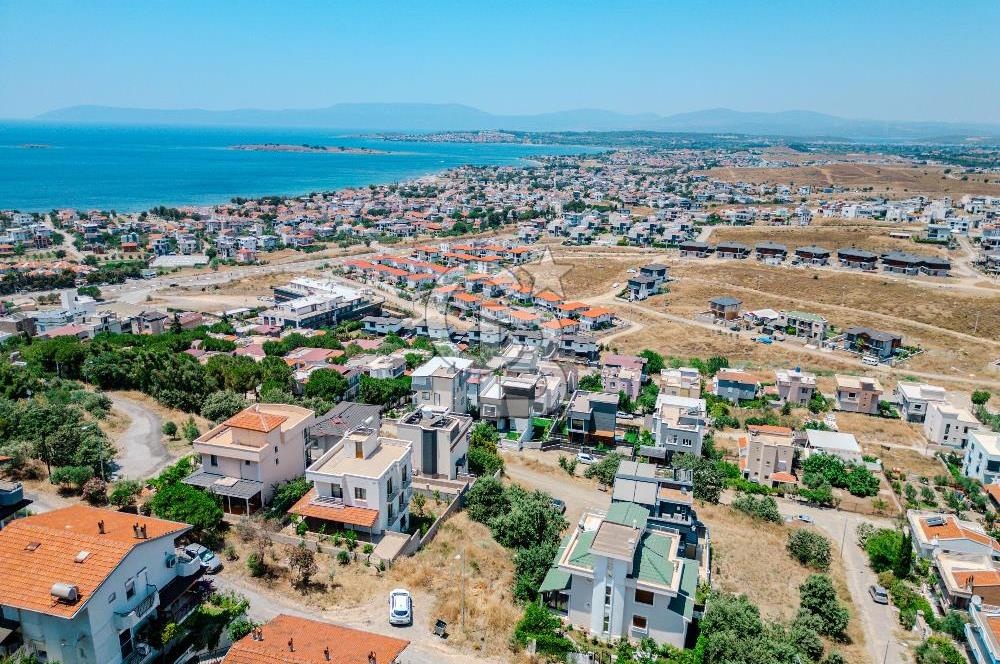 Akarca'Da Full Deniz Manzaralı 300m'2 Villa Arsası