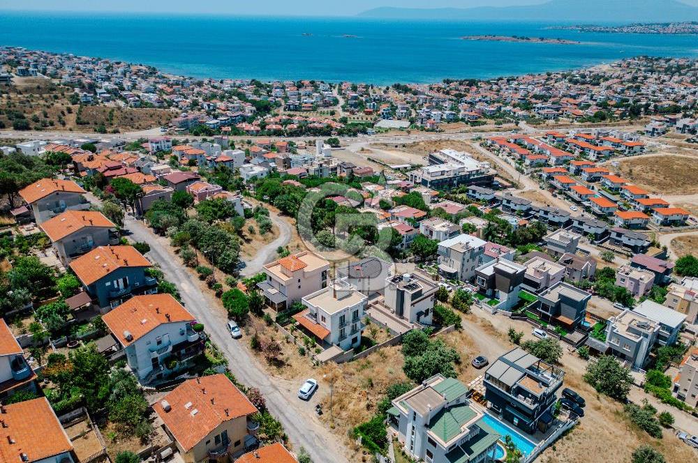 Akarca'Da Full Deniz Manzaralı 300m'2 Villa Arsası