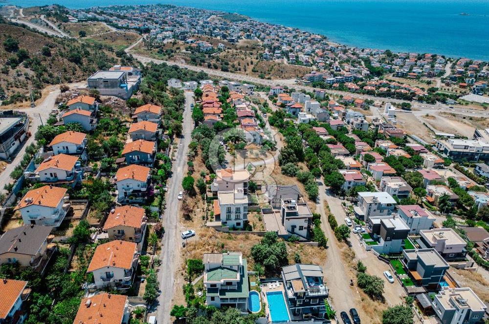 Akarca'Da Full Deniz Manzaralı 300m'2 Villa Arsası