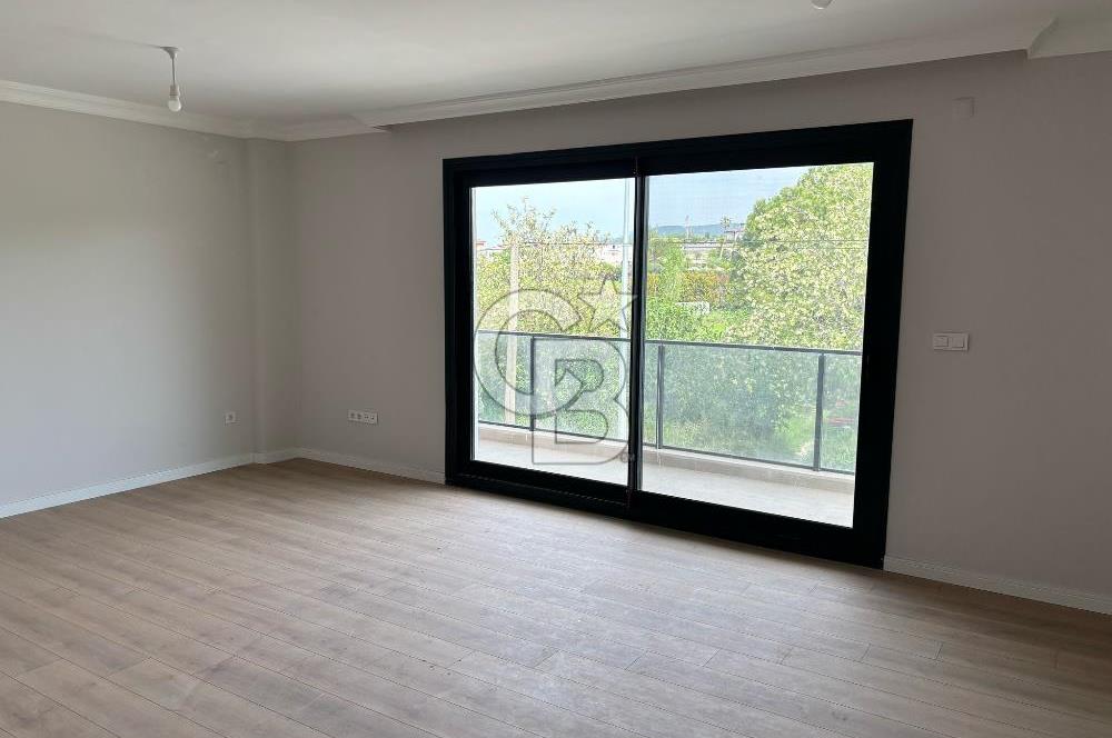 URLA BİN KONUTLAR GİRİŞİNDE CADDE ÜSTÜNDE KİRALIK DUBLEKS DAİRE